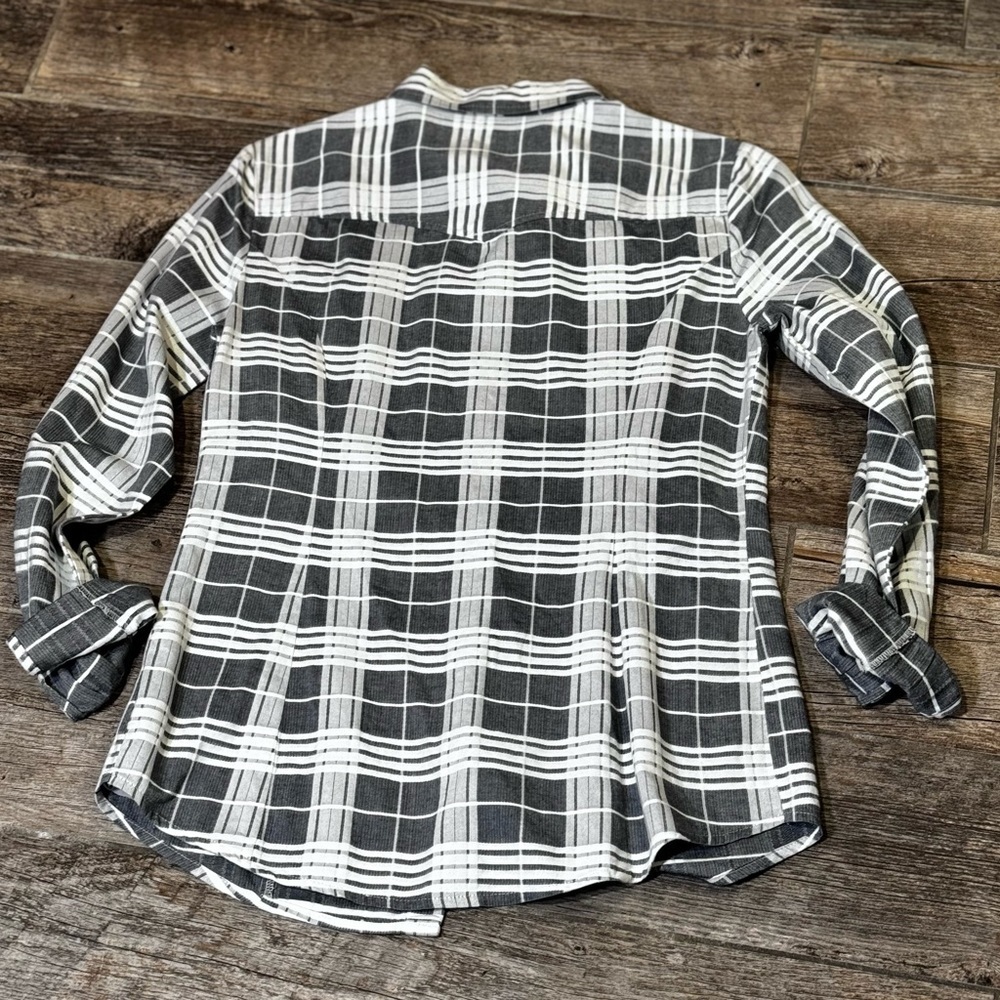 NEW Top​​​ - Picture 5 of 6